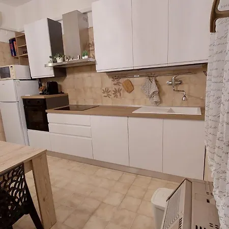 In Campagna Vicino Autostrada - Carpi *