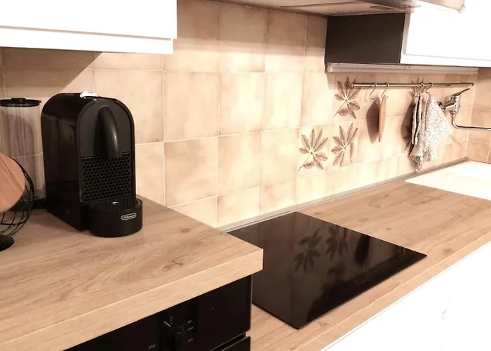 In Campagna Vicino Autostrada - Carpi קמפוגליאנו